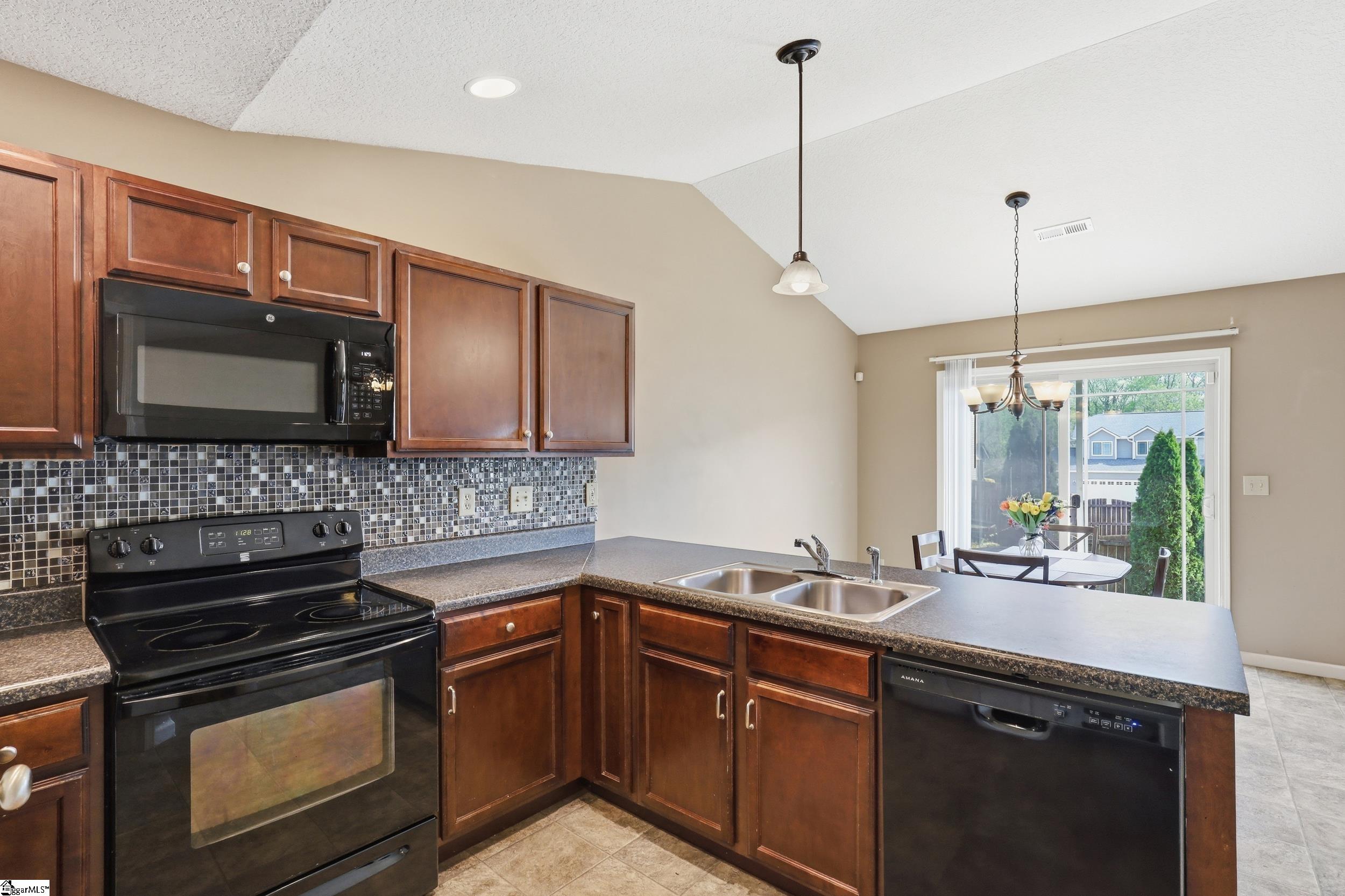 22 Nautical Drive Greer, SC 29650 - Photo 8 of 24