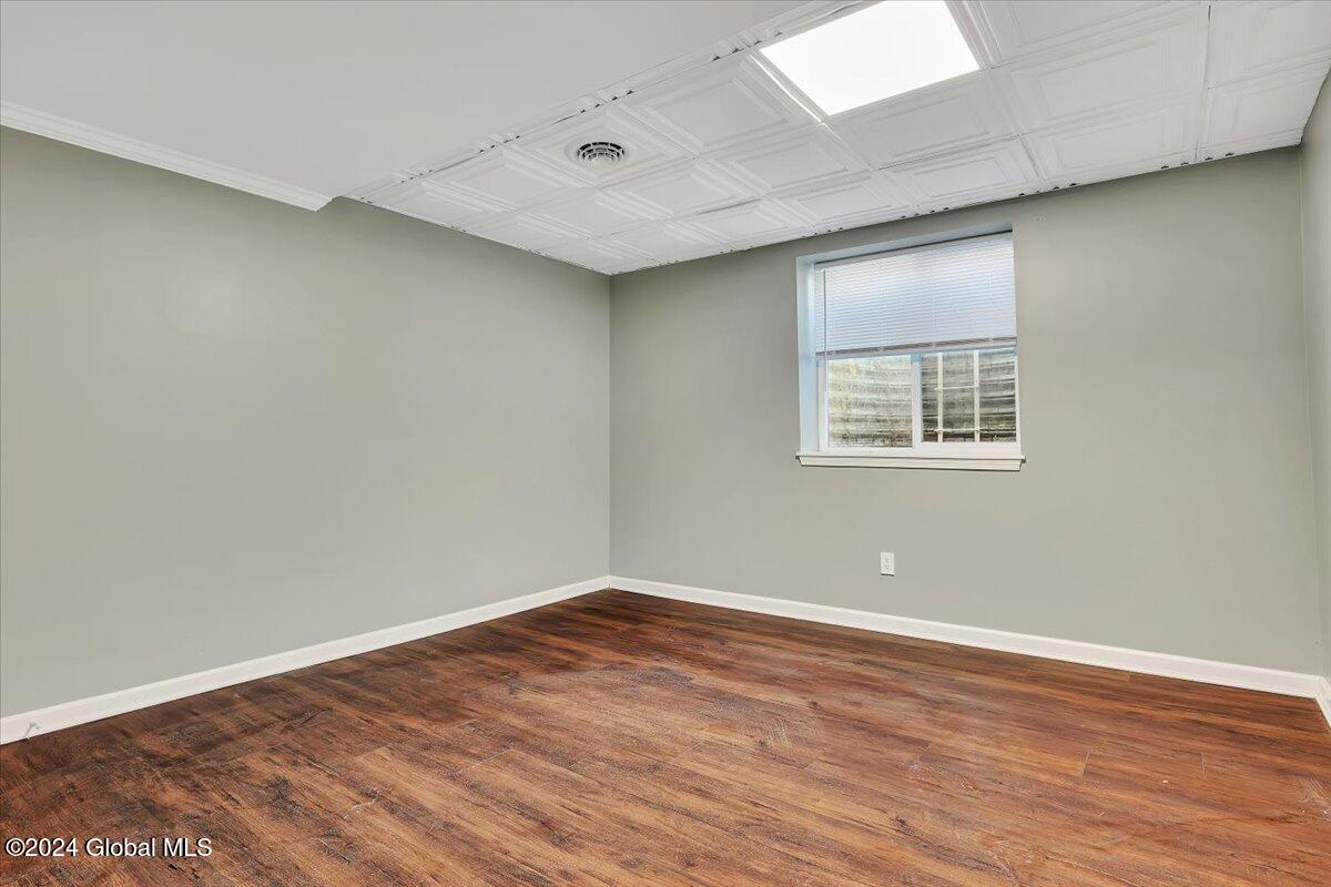 201 Maple Avenue Schenectady, NY 12302 - Photo 20 of 41 31-P1245804