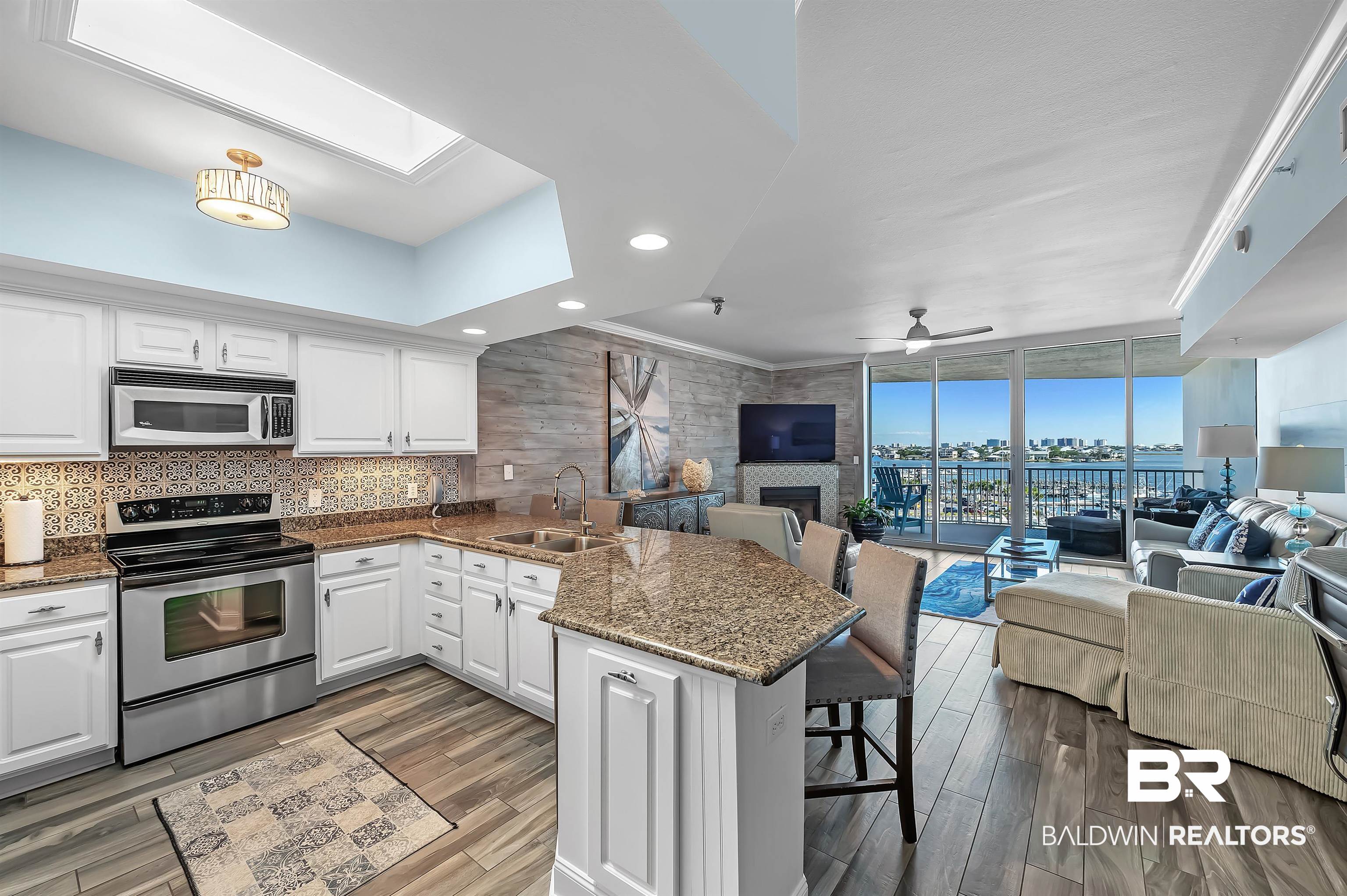27800 Canal Road, Unit 513 Orange Beach, AL 36561 - Photo 13 of 39 Kitchen