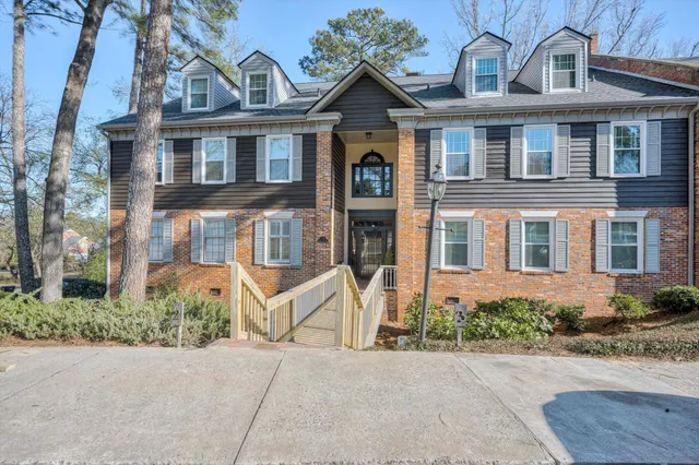 $359,900 | 4 Indian Cove Road, Augusta, GA 30909
