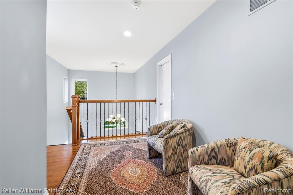 418 Oak Street Rochester, MI 48307 - Photo 27 of 38