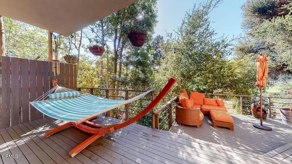 101 South Rockingham Avenue Los Angeles, CA 90049 - Photo 37 of 44