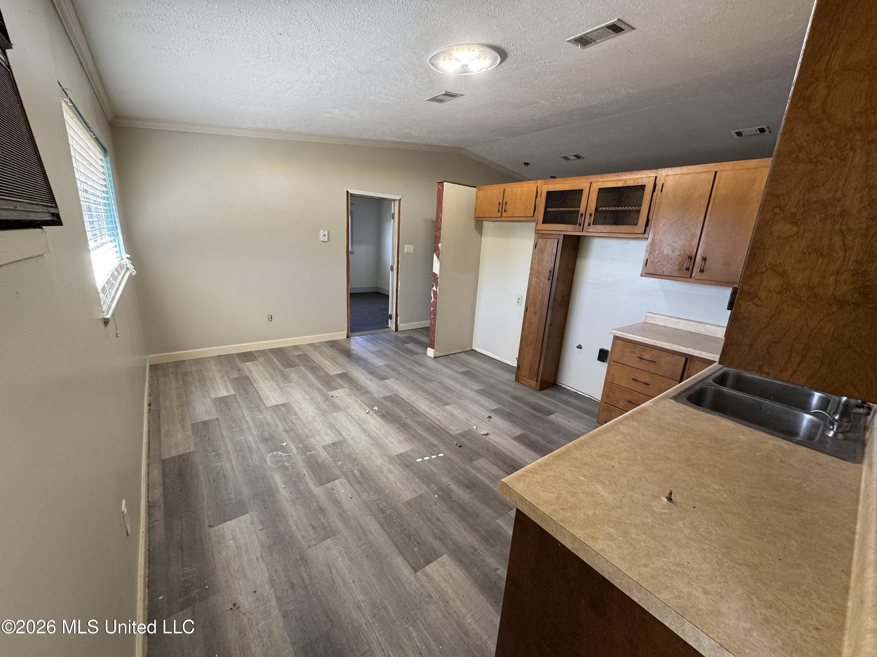 655 Ralde Circle Ridgeland, MS 39157 - Photo 6 of 28 Kitchen