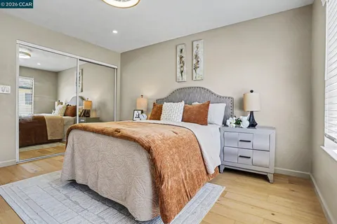 $1,149,000 | 210 Carob Lane, Alameda, CA 94502