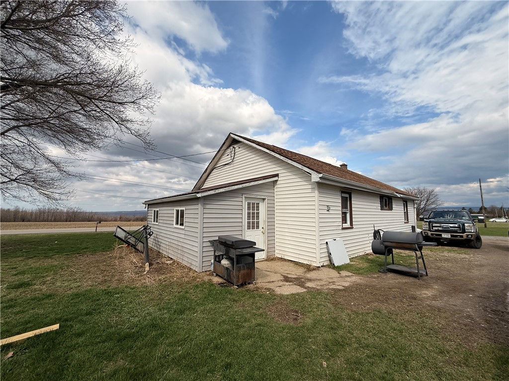 4024 Rock Spring Hill Road West Sparta, NY 14437 - Photo 3 of 22