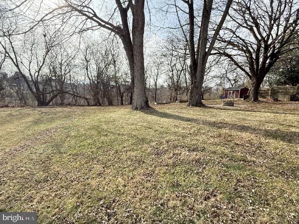 4632 Bridgeview Road Stewartstown, PA 17363 - Photo 5 of 6 Gallery Image 5