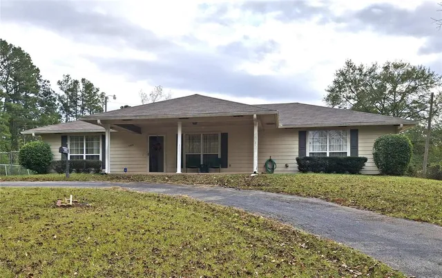 $205,000 | 5006 Farm To Market Road 2204, Kilgore, TX 75662