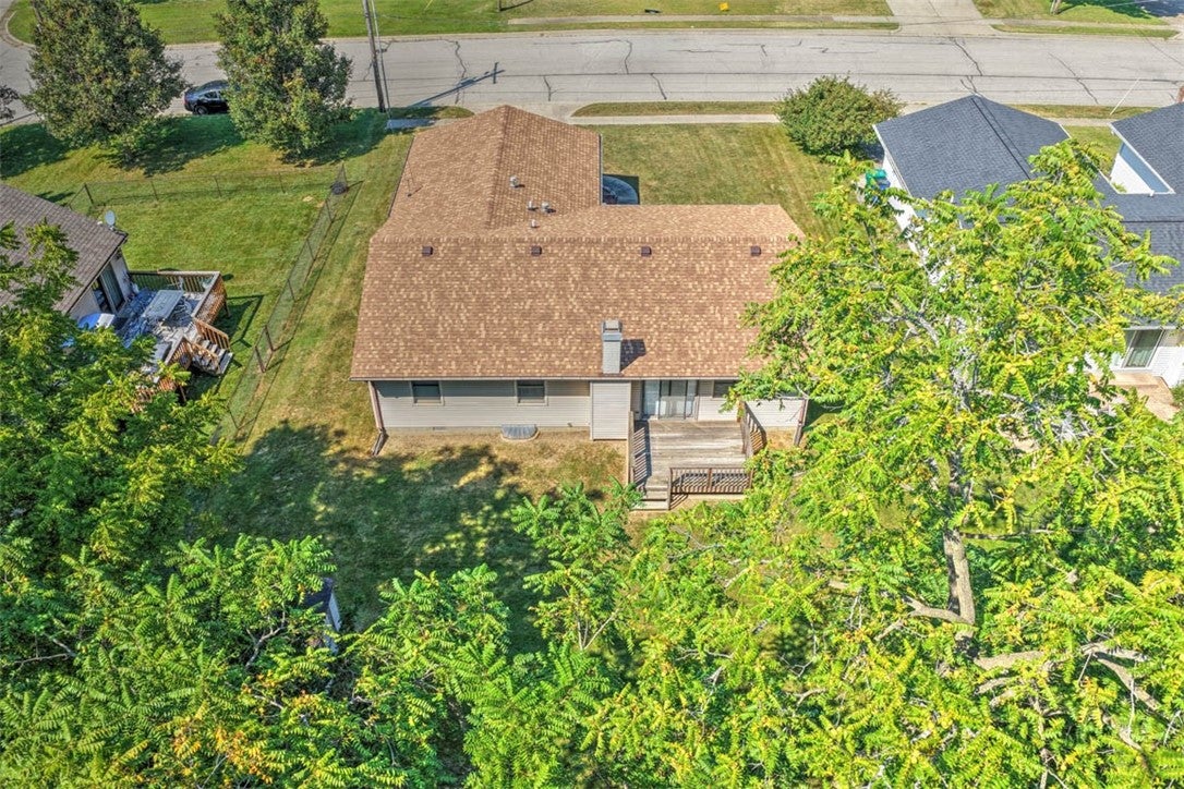 1551 West Pershing Road Decatur, IL 62526 - Photo 5 of 22 Gallery Image 5