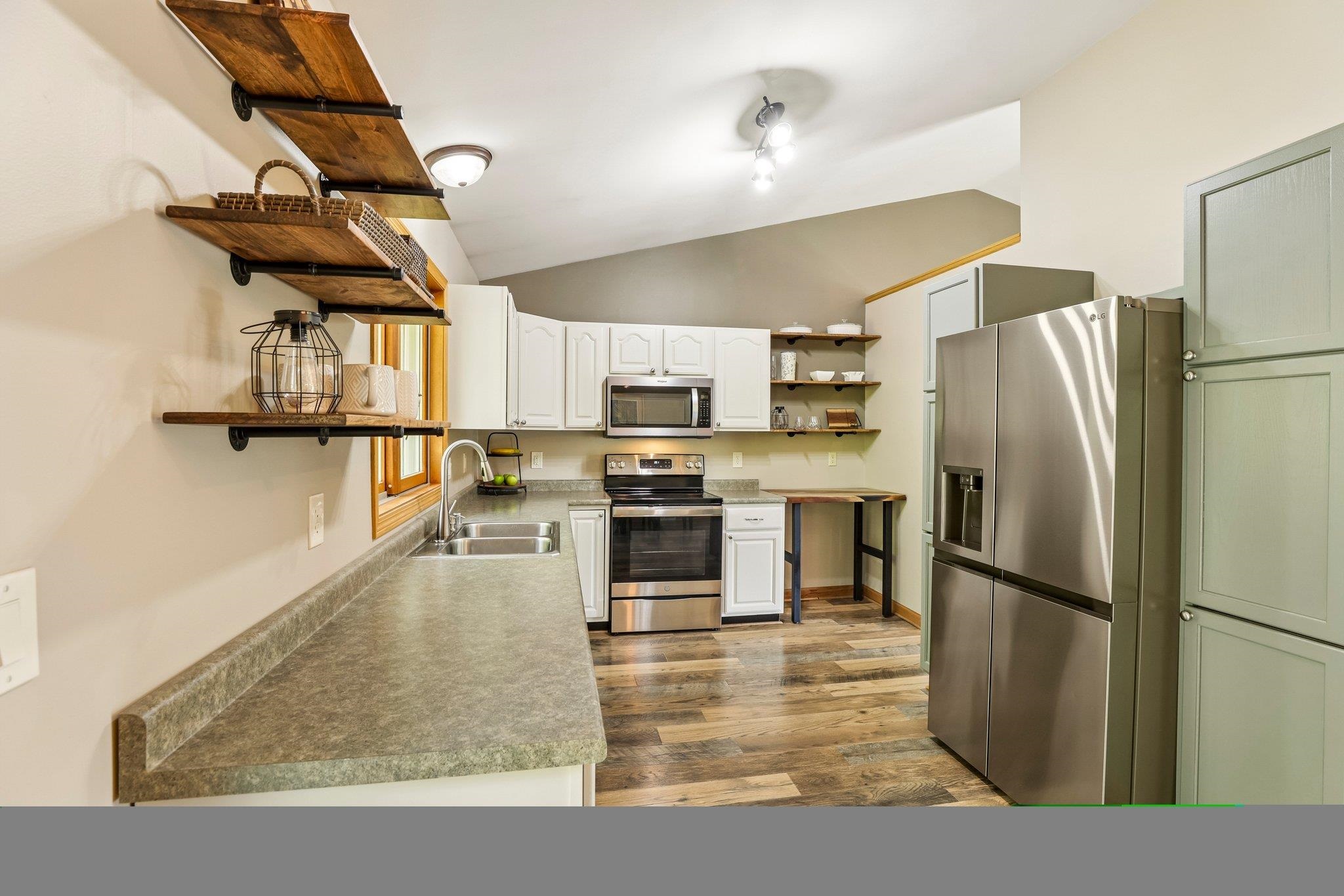 S11610 Hazelnut Road Spring Green, WI 53588 - Photo 16 of 59