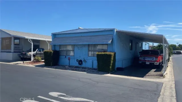 a view of a storage & utility room