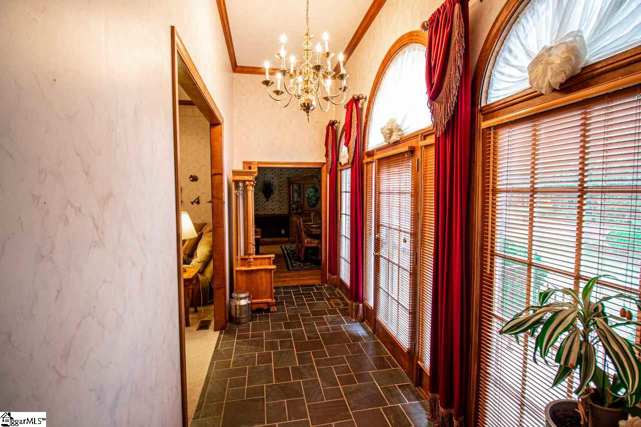 408 North Silver Ridge Drive Greer, SC 29651 - Photo 11 of 36