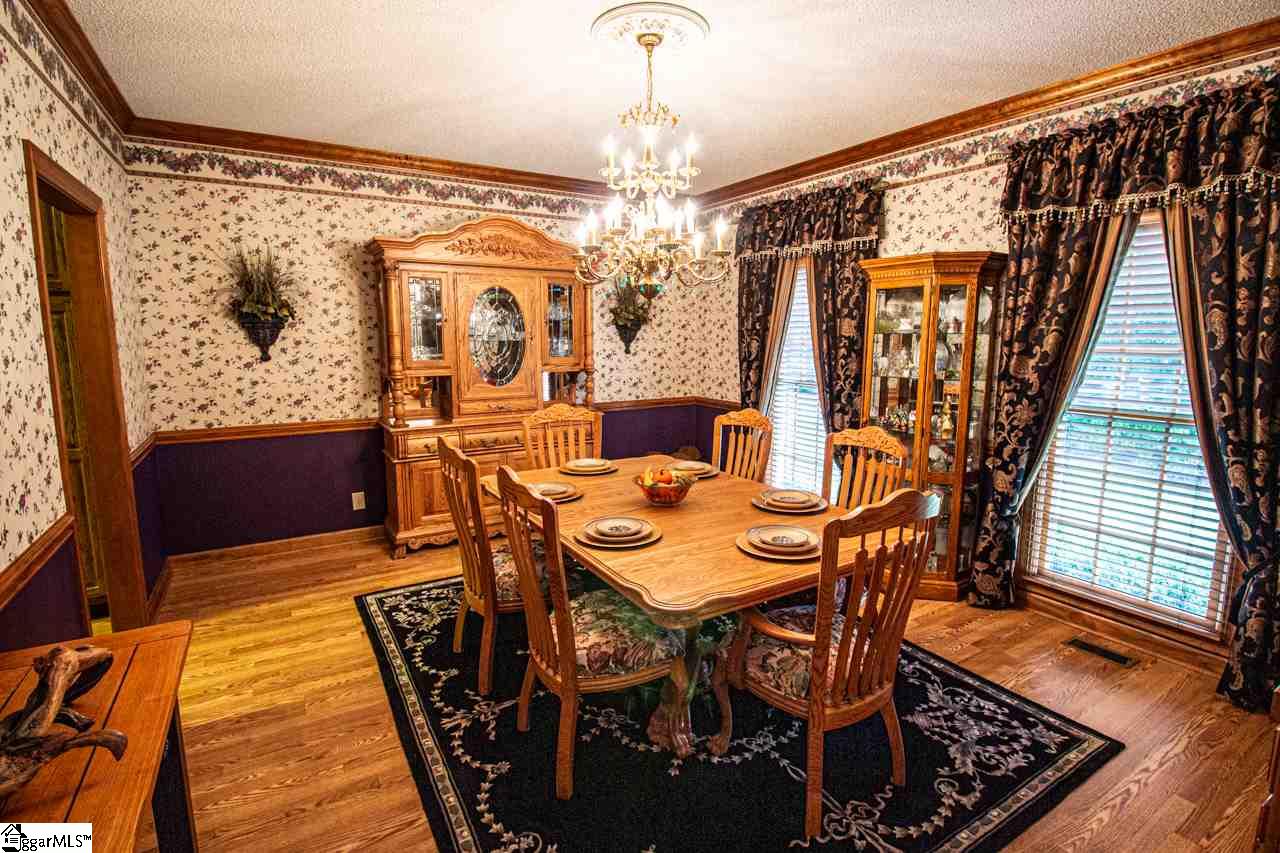 408 North Silver Ridge Drive Greer, SC 29651 - Photo 12 of 36
