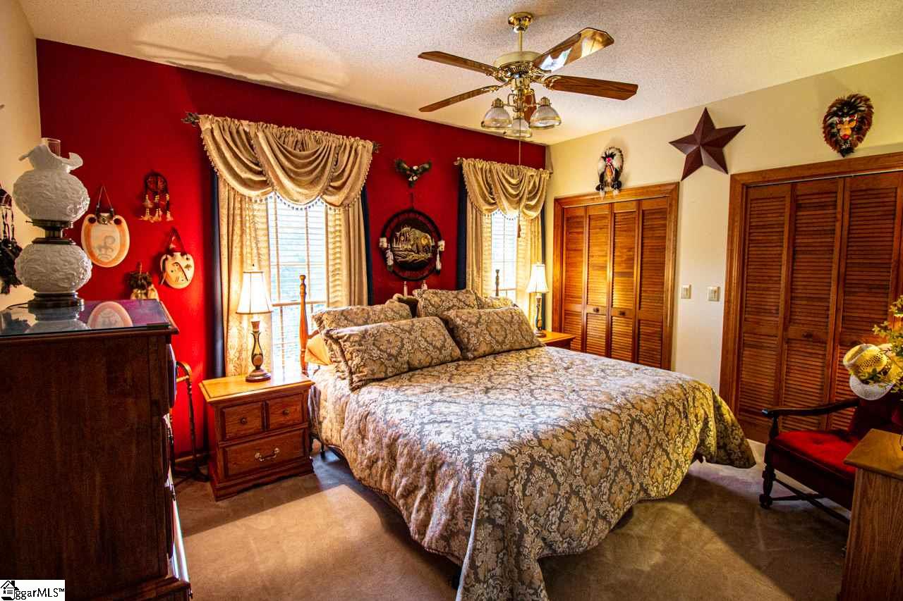 408 North Silver Ridge Drive Greer, SC 29651 - Photo 25 of 36