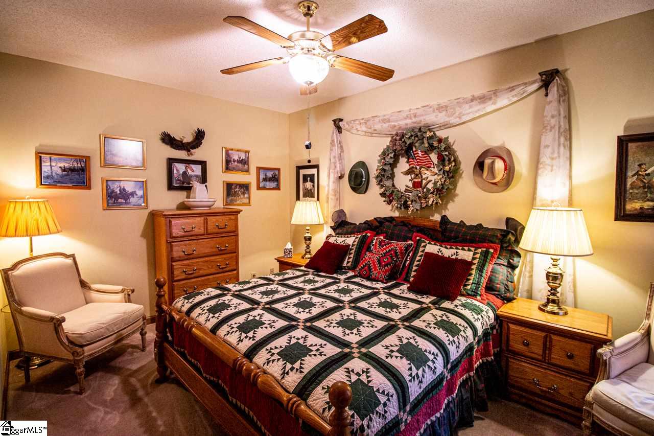 408 North Silver Ridge Drive Greer, SC 29651 - Photo 27 of 36