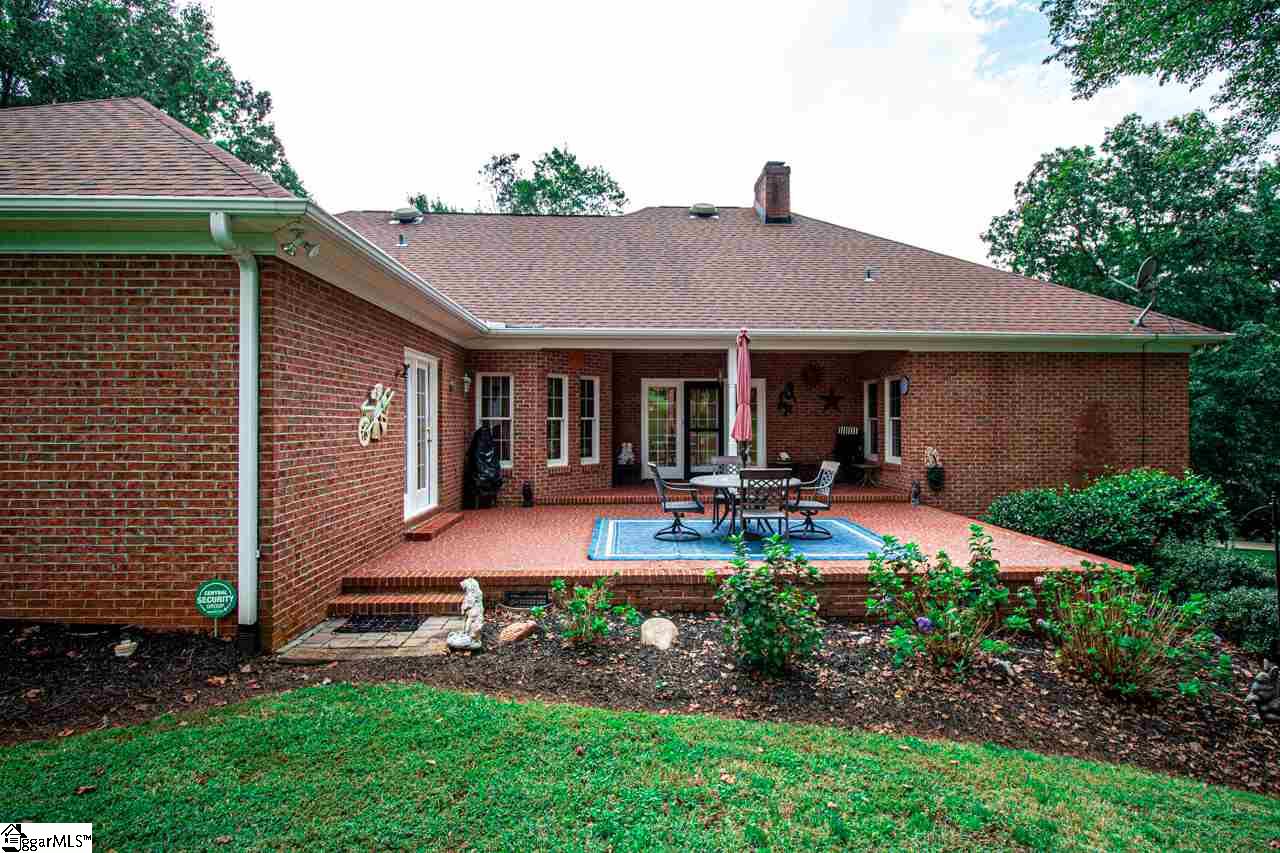 408 North Silver Ridge Drive Greer, SC 29651 - Photo 6 of 36
