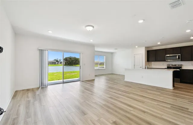 $384,940 | 10504 Hidden Banks Glen, Parrish, FL 34219