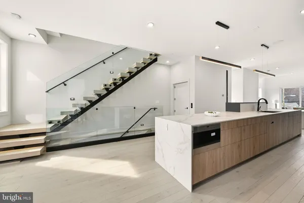 $2,325,000 | 6116 30th Street Northwest, Washington, DC 20015