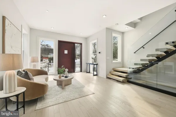 $2,325,000 | 6116 30th Street Northwest, Washington, DC 20015