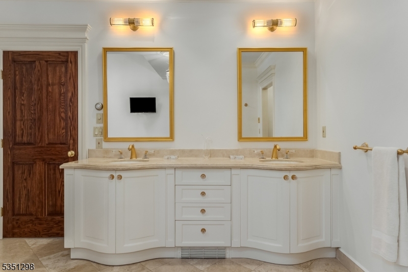 14 Bliss Road Mendham, NJ 07945 - Photo 20 of 41