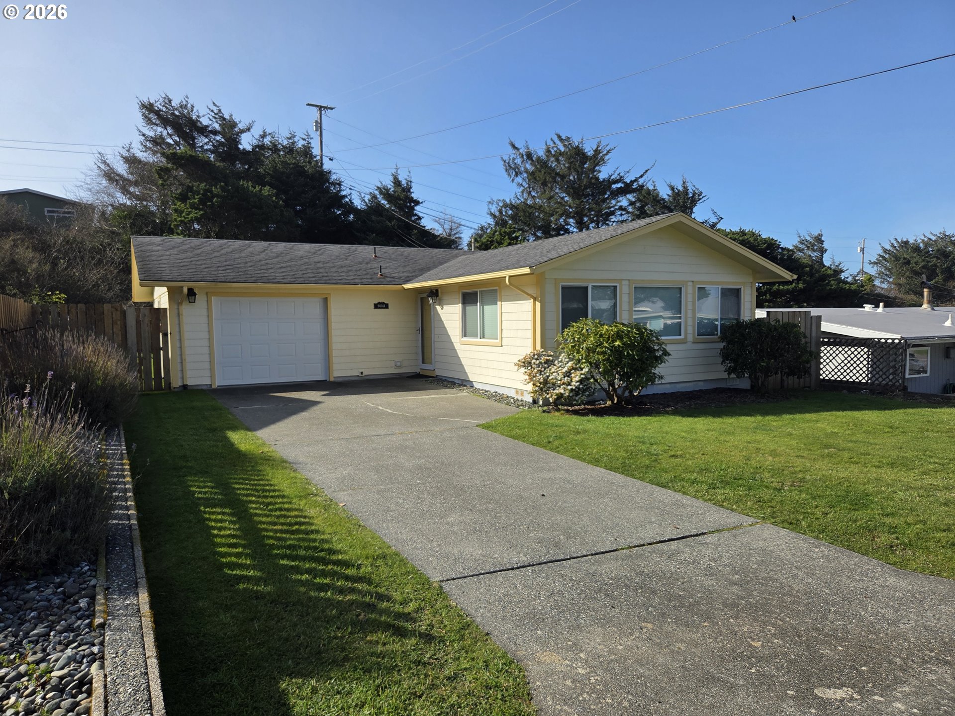 94044 Azalea Lane Gold Beach, OR 97444 - Photo 2 of 31