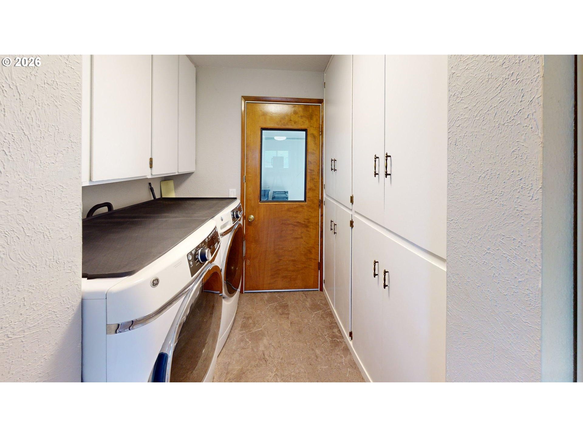 94044 Azalea Lane Gold Beach, OR 97444 - Photo 24 of 31 Laundry