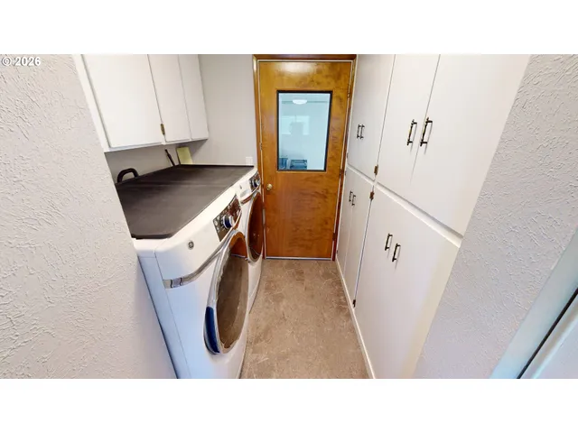 $375,000 | 94044 Azalea Lane, Gold Beach, OR 97444