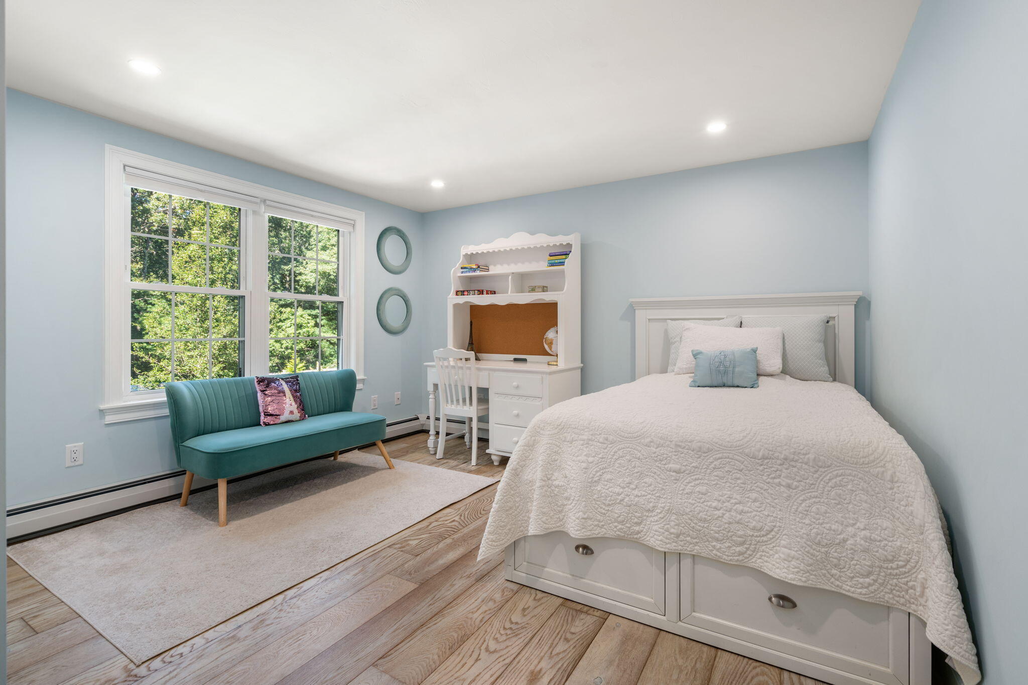 41 Old Fields Road Sandwich, MA 02563 - Photo 19 of 47 a bedroom with furniture and a window