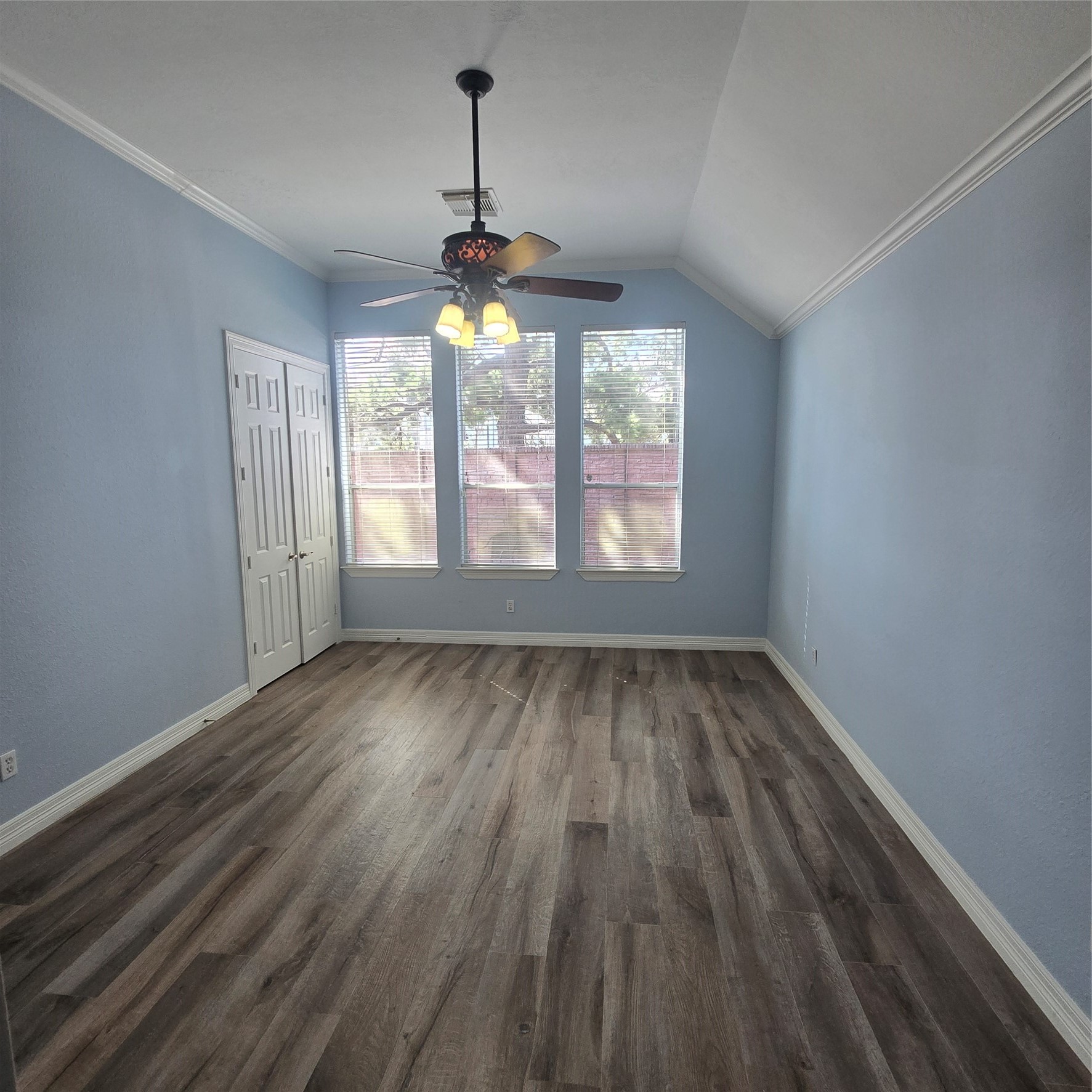 18302 Rittenhouse Park Court Spring, TX 77379 - Photo 20 of 42 MASTER BEDROOM