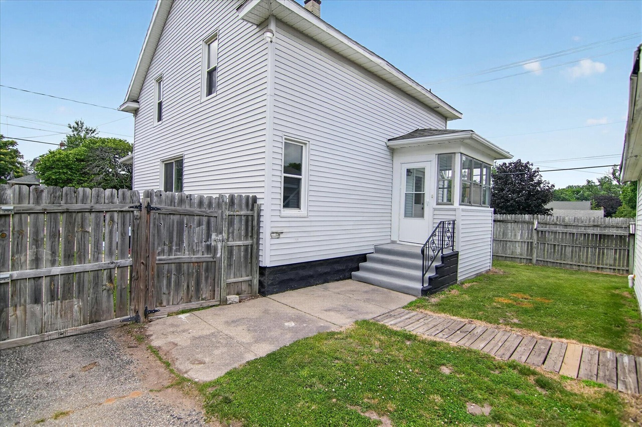 237 North Forbes Street Jackson, MI 49202 - Photo 40 of 48
