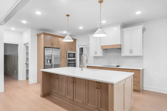 $825,000 | 2030 Daniel Johnson Way, Clarksville, TN 37043