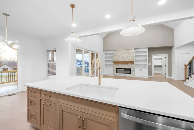 $825,000 | 2030 Daniel Johnson Way, Clarksville, TN 37043