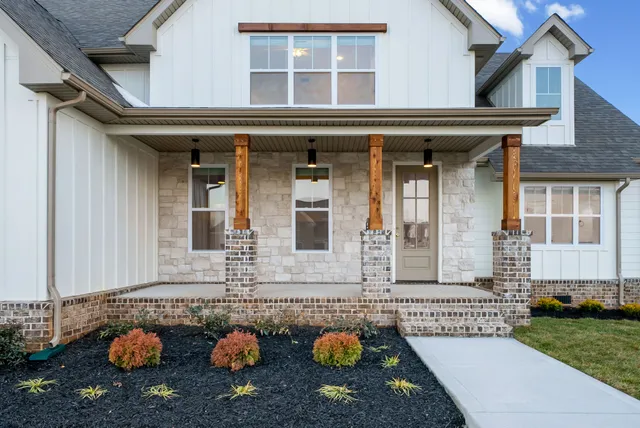 $825,000 | 2030 Daniel Johnson Way, Clarksville, TN 37043