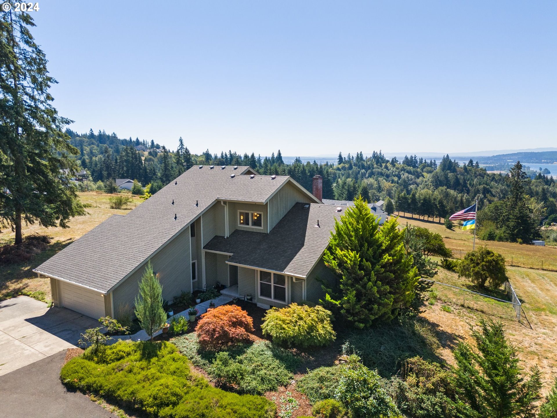298 Large Road Kalama, WA 98625 - Photo 1 of 46 Gallery Image 1