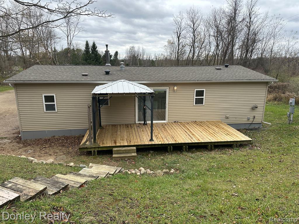 3115 Phelps Lake Road Mayville, MI 48744 - Photo 2 of 27