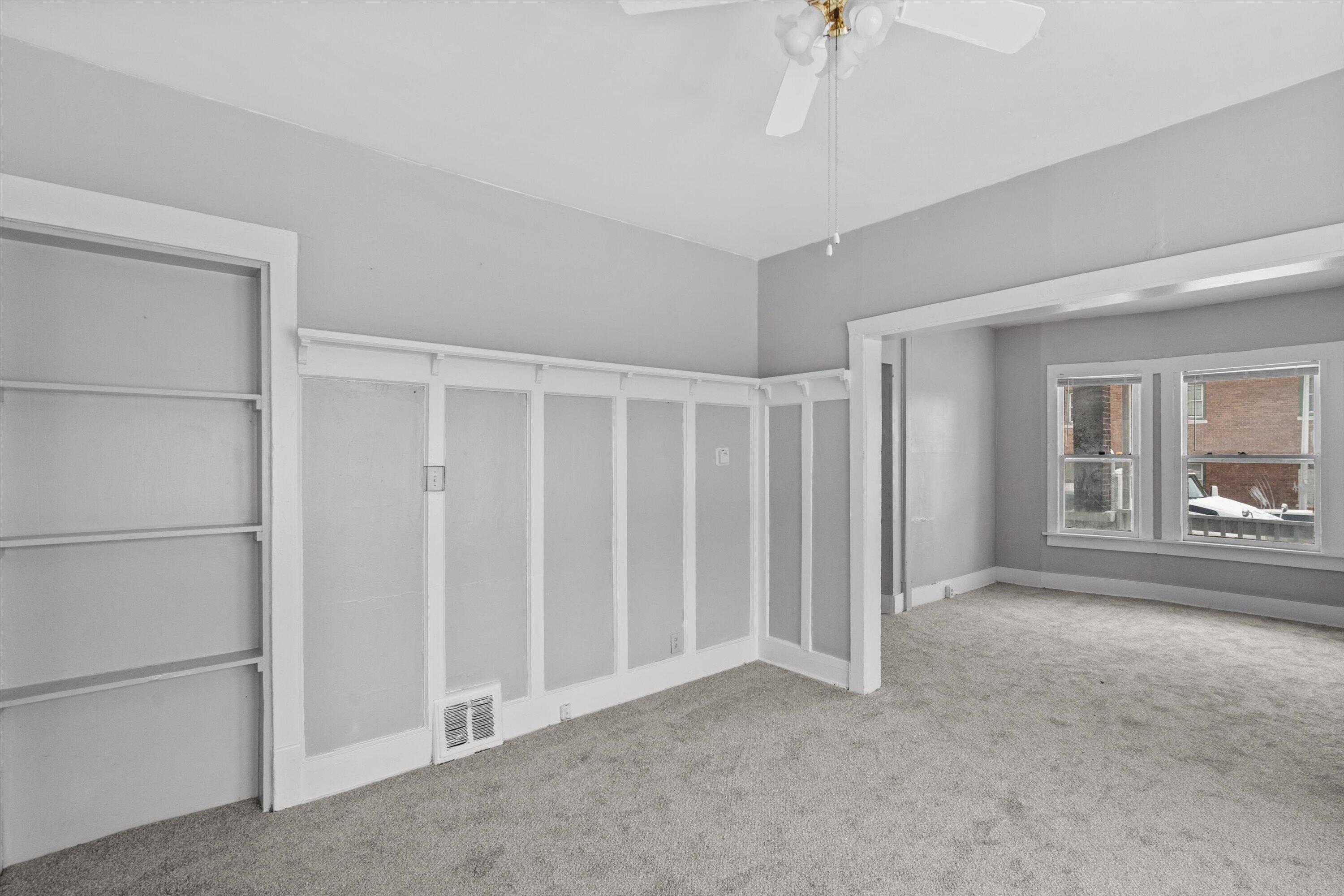 1932 West Brown Street, Unit 1934 Milwaukee, WI 53205 - Photo 11 of 19 11-DSC05938