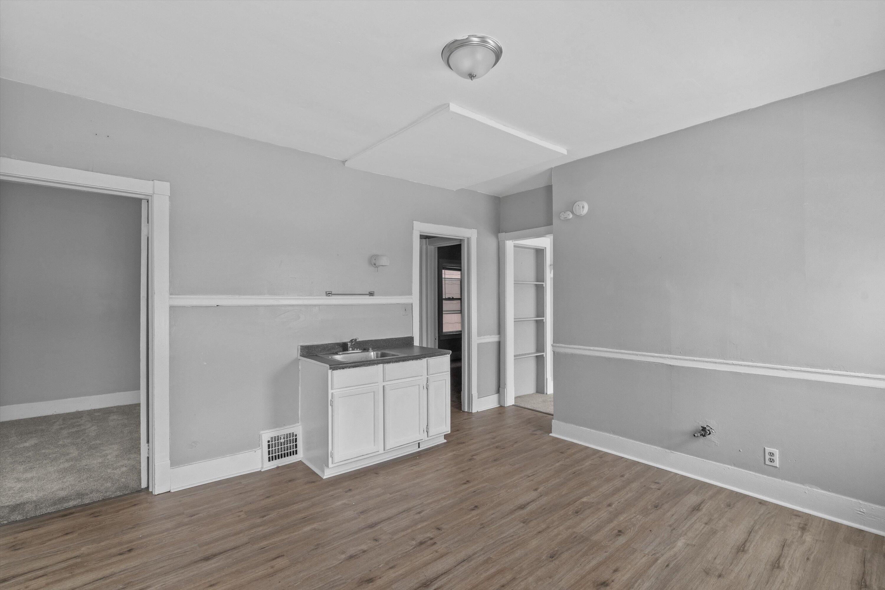 1932 West Brown Street, Unit 1934 Milwaukee, WI 53205 - Photo 15 of 19 15-DSC05961