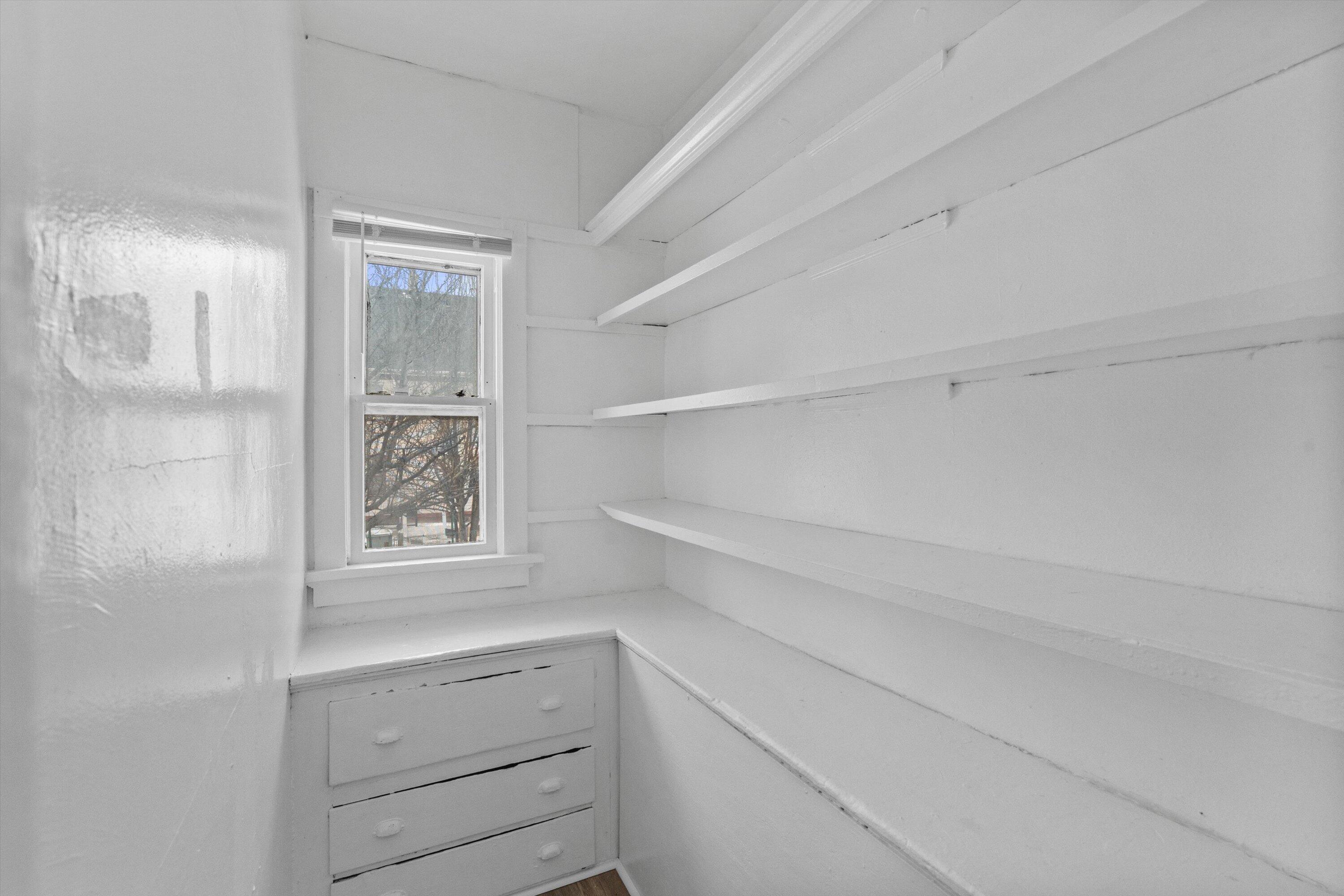 1932 West Brown Street, Unit 1934 Milwaukee, WI 53205 - Photo 16 of 19 16-DSC05964