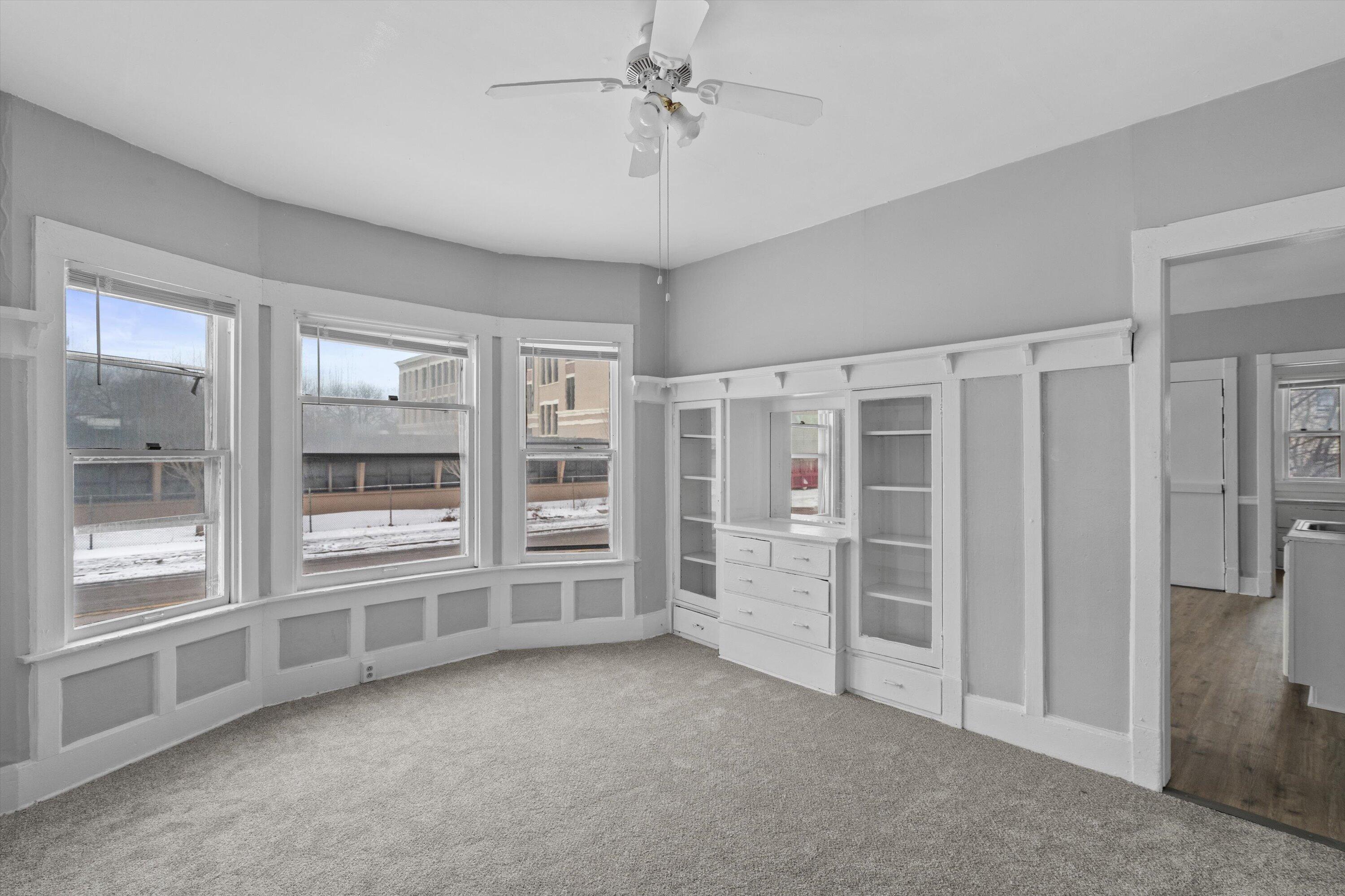 1932 West Brown Street, Unit 1934 Milwaukee, WI 53205 - Photo 10 of 19 10-DSC05931