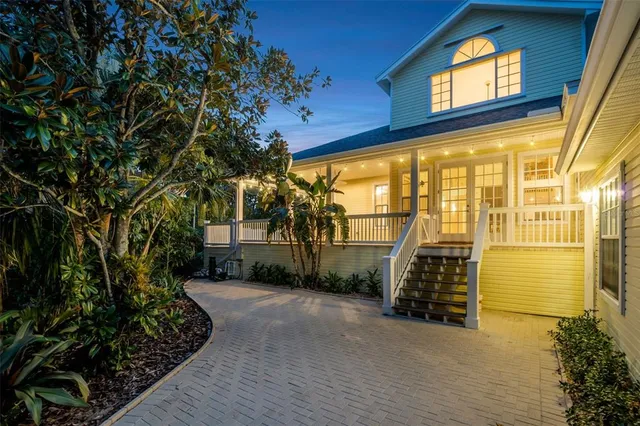 $1,099,900 | 266 Florida Boulevard, Crystal Beach, FL 34681