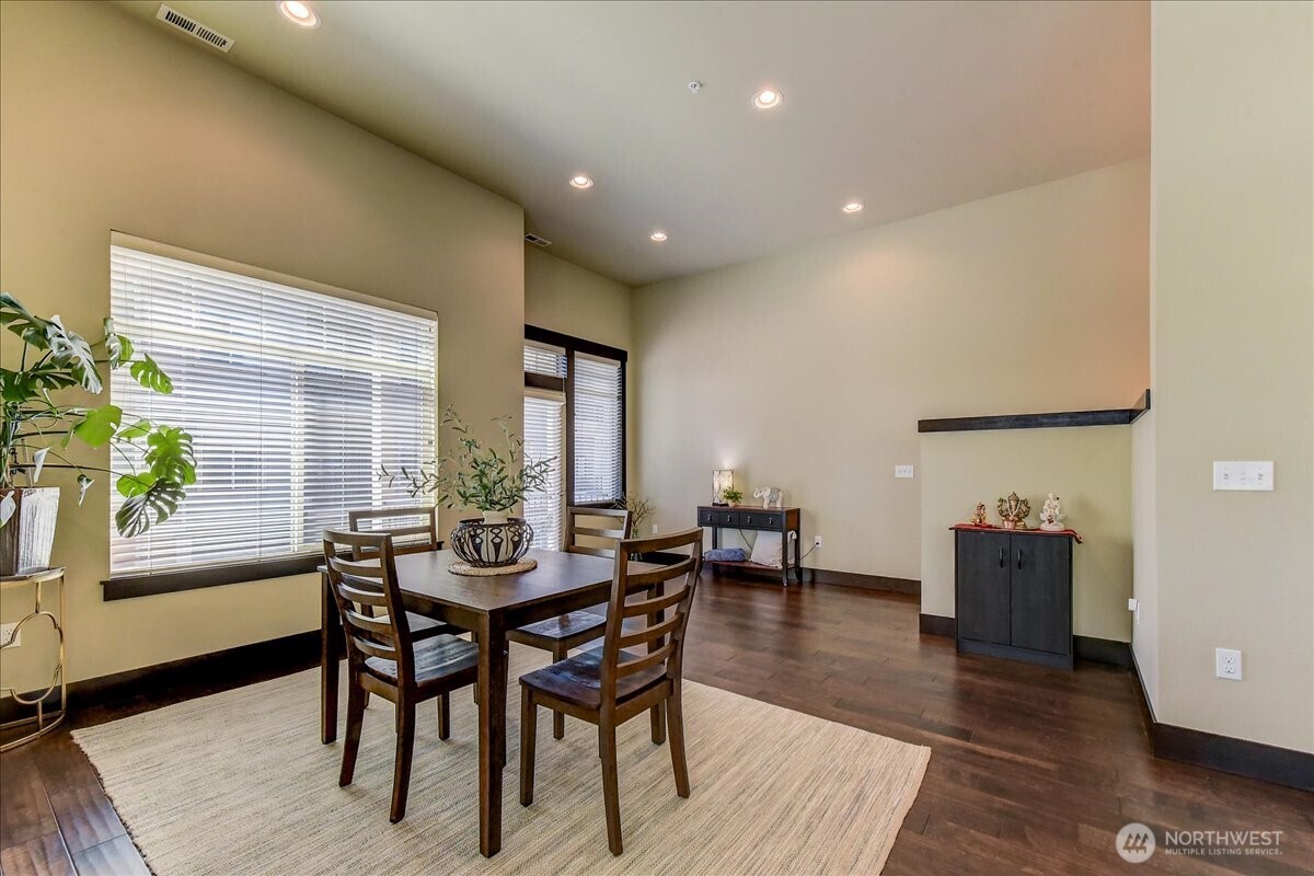 4020 Northeast 3rd Place, Unit B Renton, WA 98056 - Photo 8 of 28
