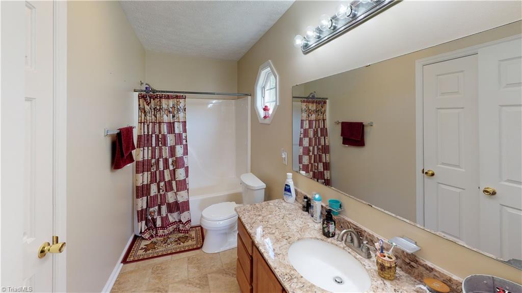 178 Hawksbridge Road Mount Airy, NC 27030 - Photo 15 of 20 Gallery Image 15