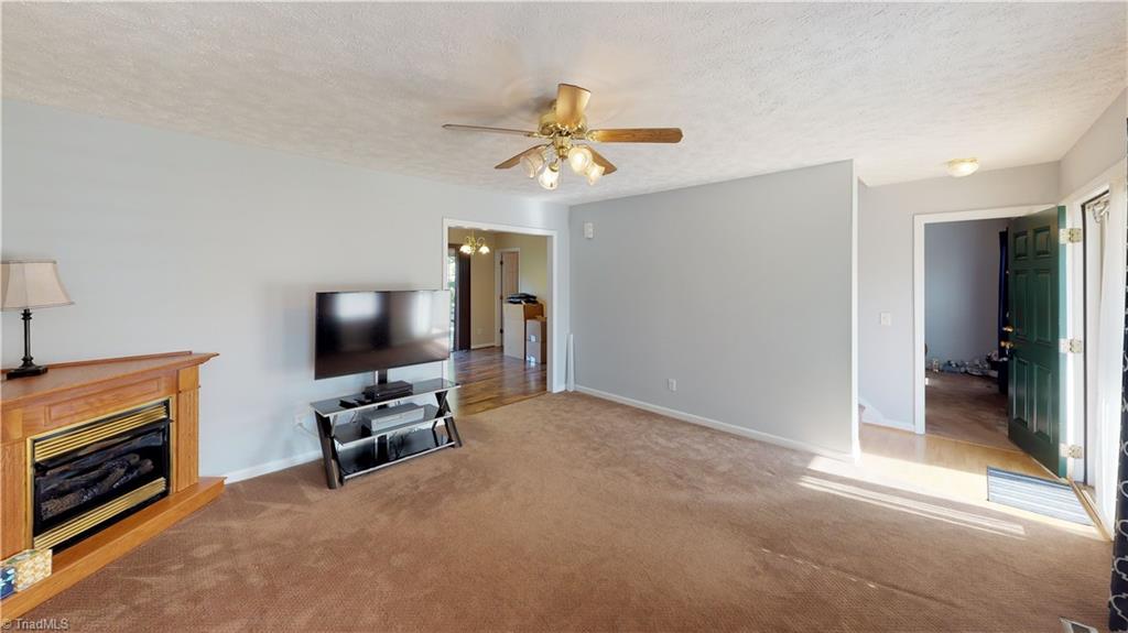 178 Hawksbridge Road Mount Airy, NC 27030 - Photo 8 of 20 Gallery Image 8