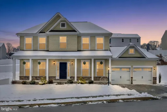 $394,999 | 210 Champions Drive, York Haven, PA 17370