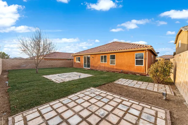 $479,990 | 3150 James Court, Lancaster, CA 93535