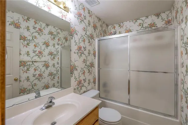 $315,000 | 3013 South Redwood Drive, Independence, MO 64057