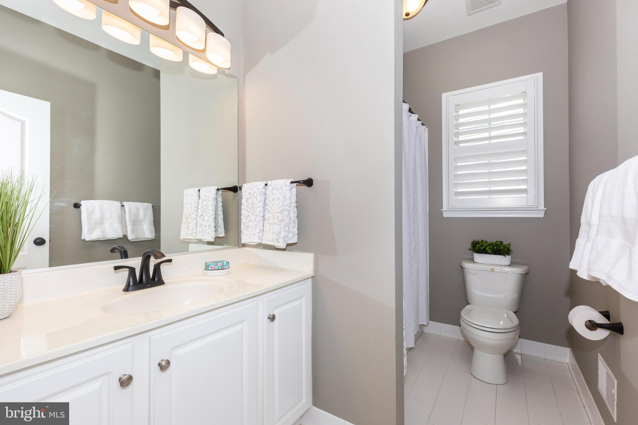 412 High Earls Road Westminster, MD 21158 - Photo 15 of 47 Full Bath 2