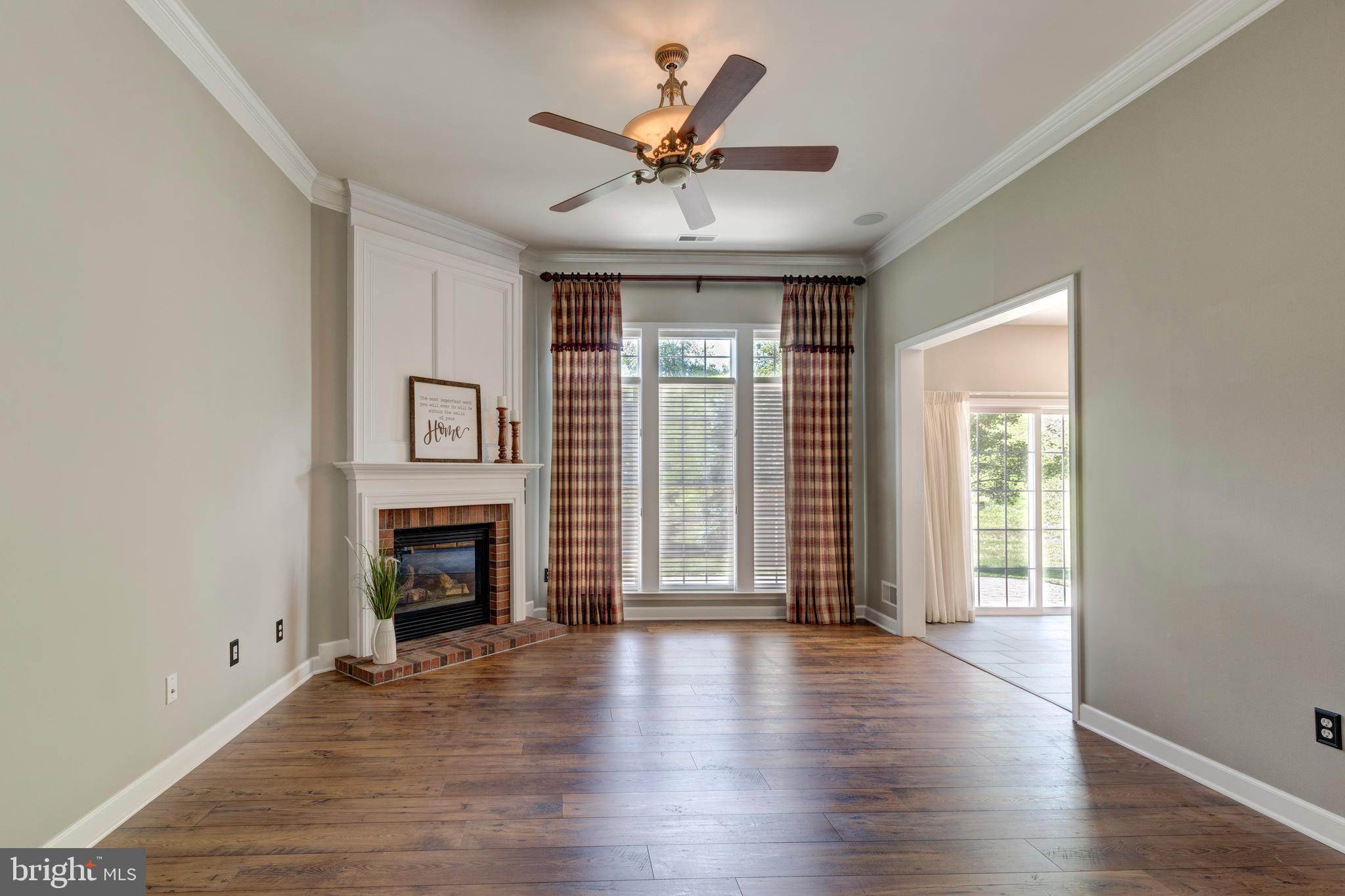 412 High Earls Road Westminster, MD 21158 - Photo 25 of 47 Living Room