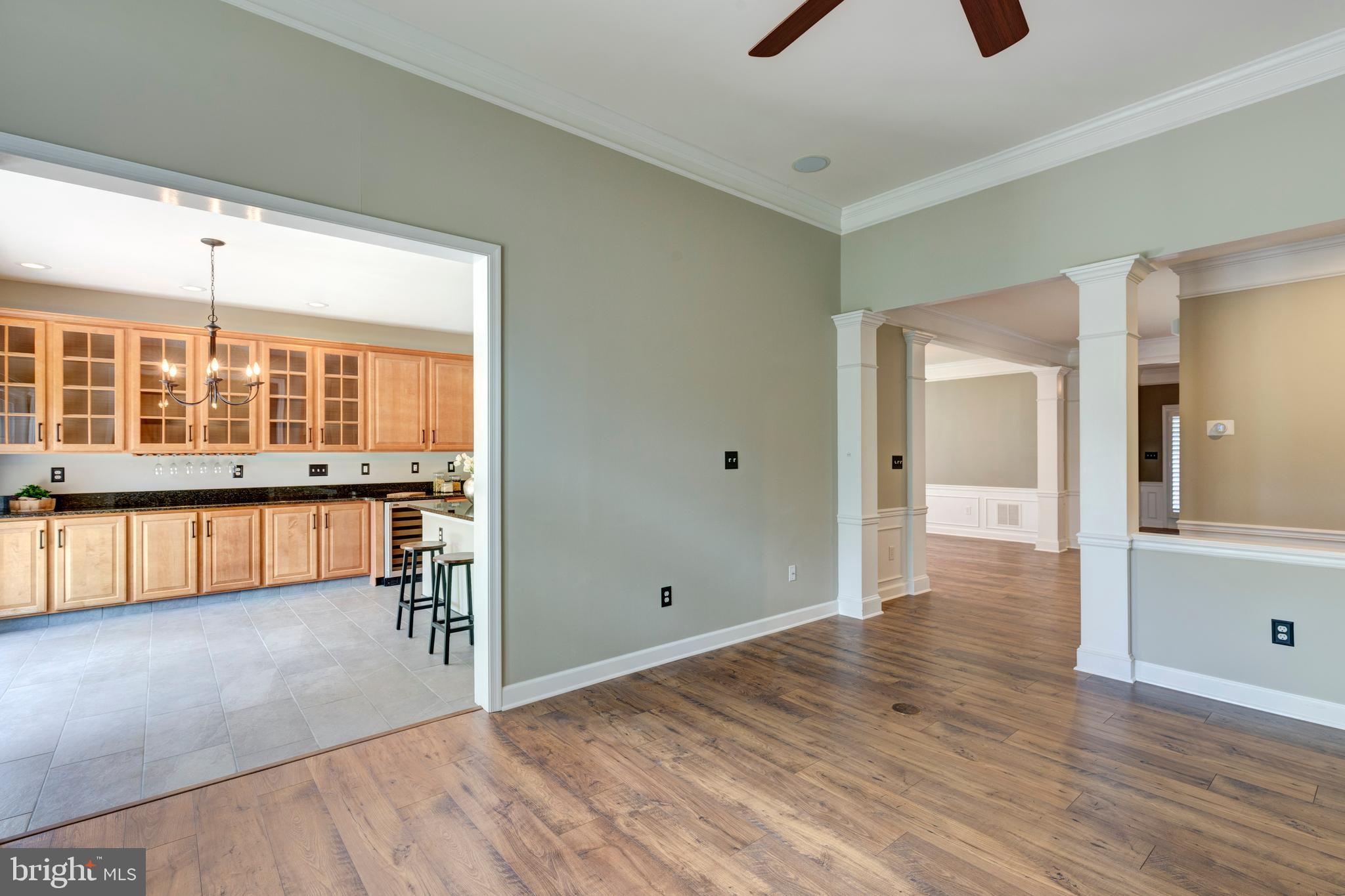 412 High Earls Road Westminster, MD 21158 - Photo 28 of 47 Living Room