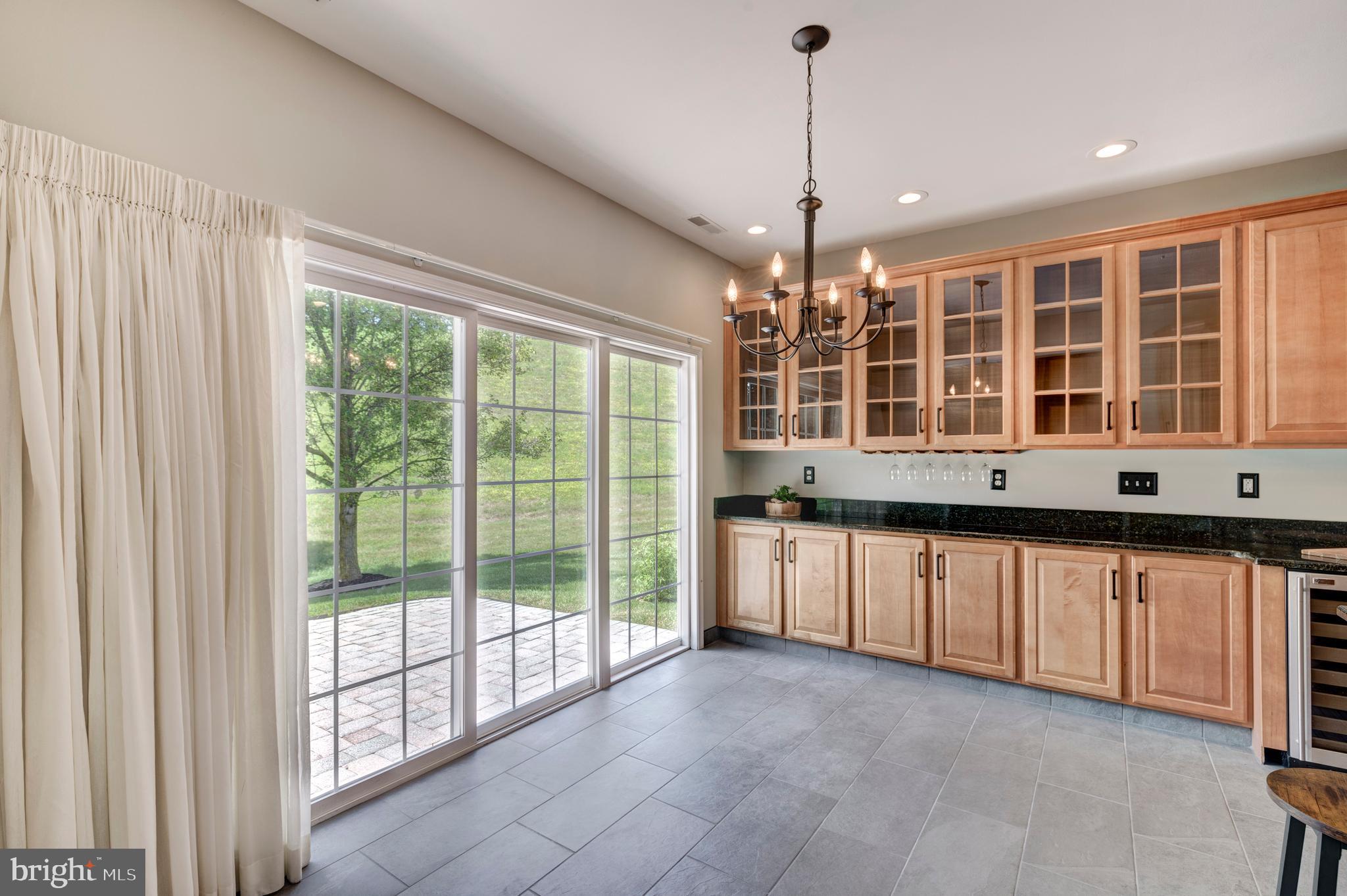 412 High Earls Road Westminster, MD 21158 - Photo 30 of 47 Slider to back patio