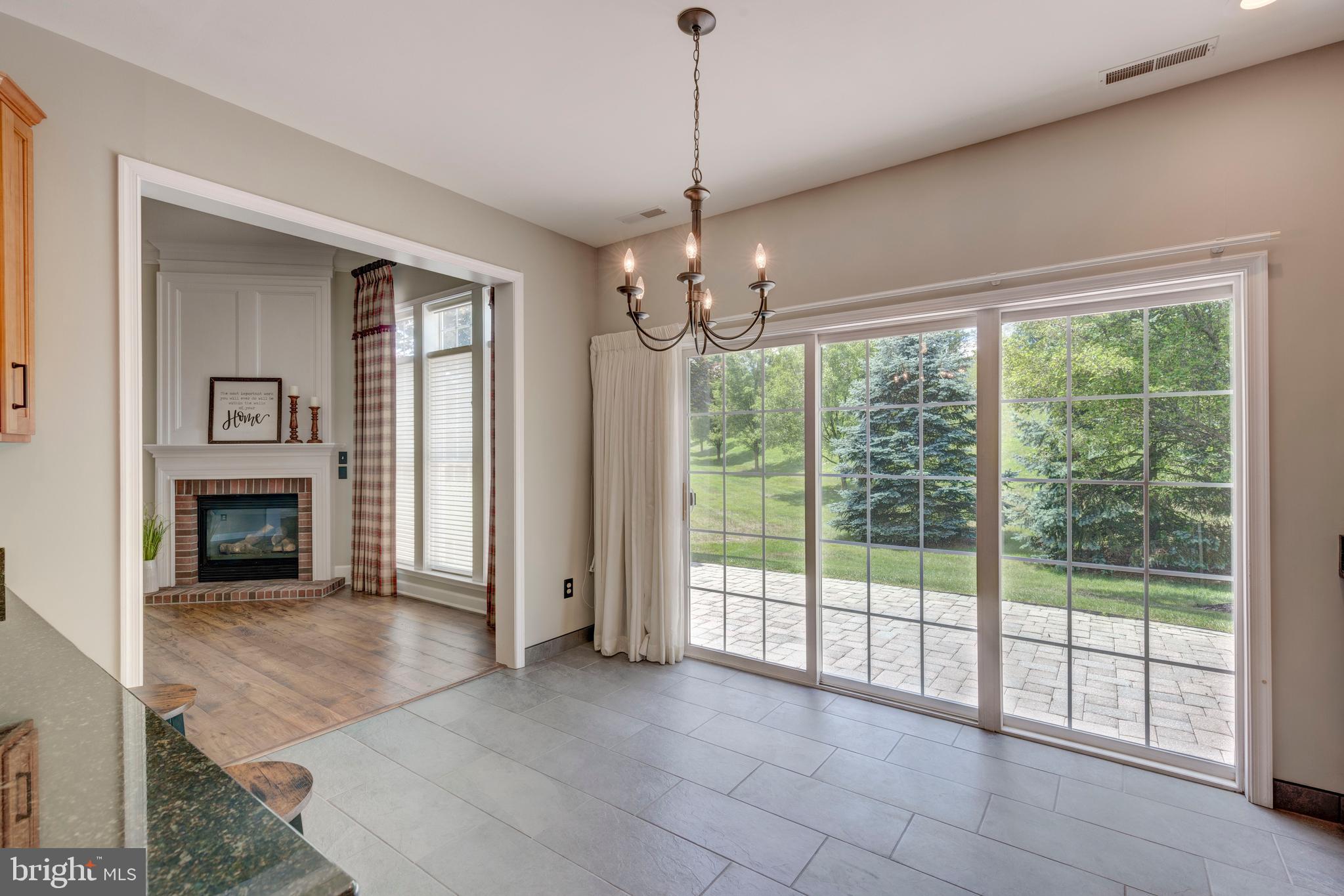 412 High Earls Road Westminster, MD 21158 - Photo 31 of 47 Plenty of natural light